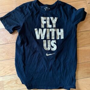 🎀3/25🎀 Nike Kids Black T-Shirt with Gold Print, youth large